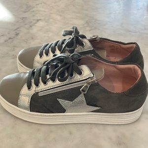 Sole Bliss Star Leather Sneakers